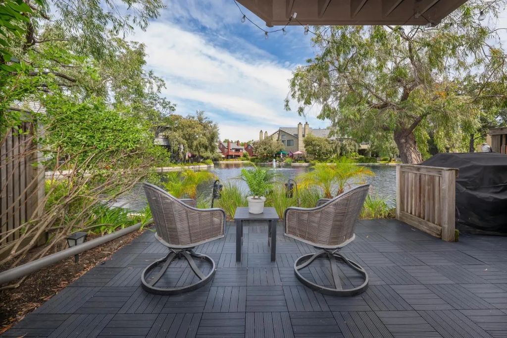 1135 Shoreline Drive, San Mateo