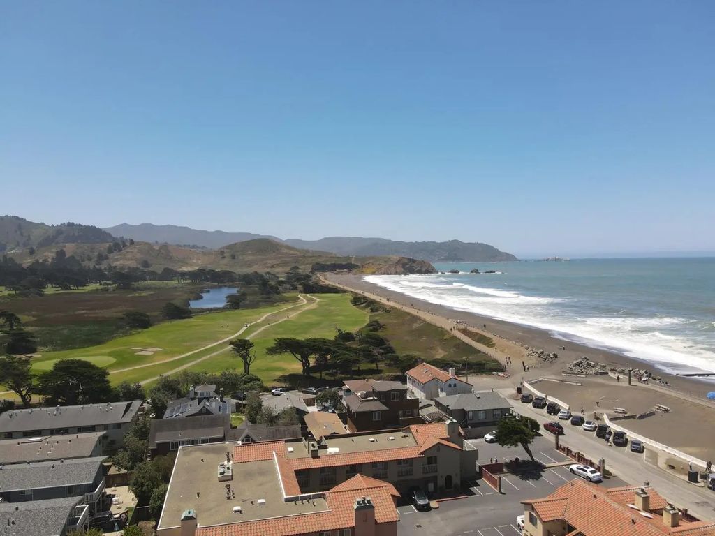2355 Beach Boulevard 101, Pacifica