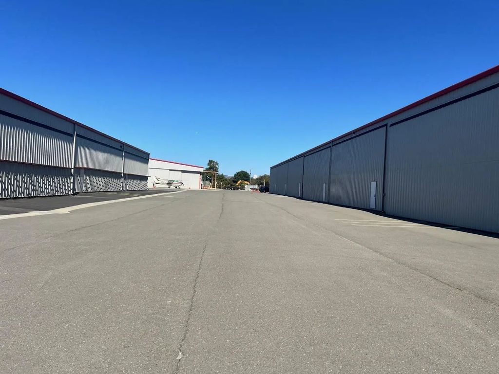 20999 Skywest Drive, Hayward