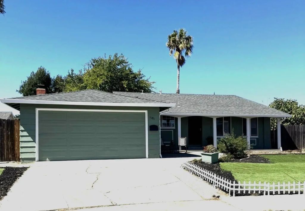 1181 Coad Court, Pittsburg