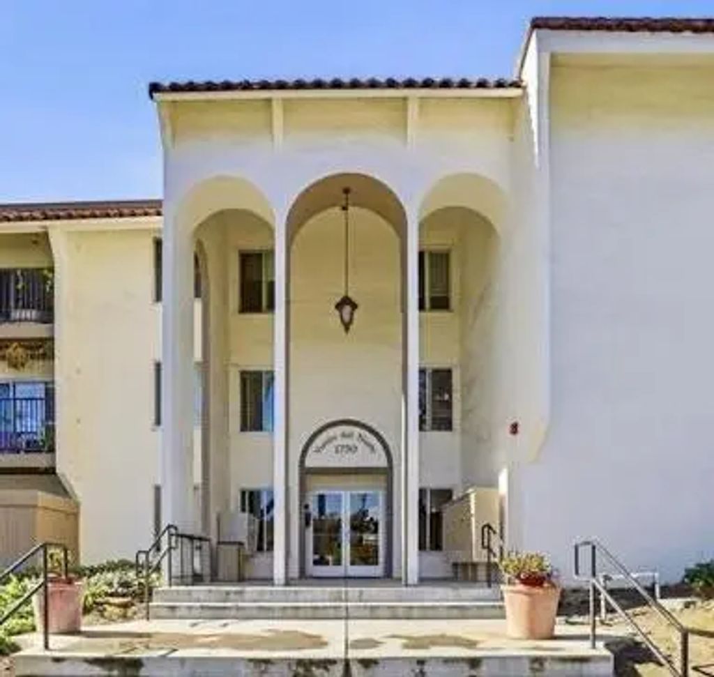 1750 Halford Avenue 108, Santa Clara