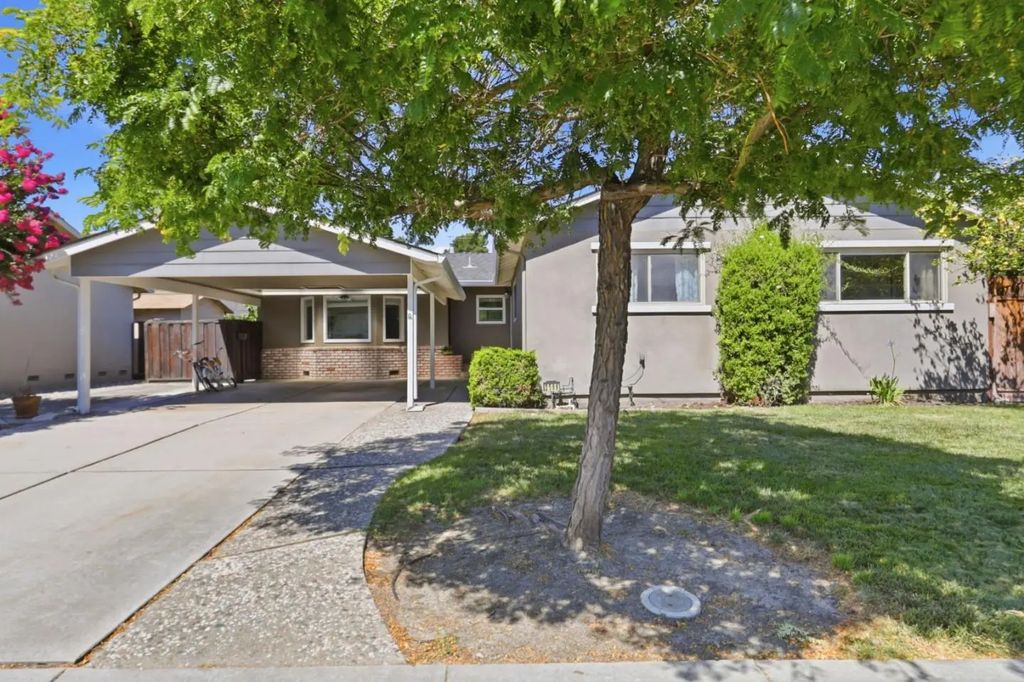 2586 Bobolink Drive, San Jose