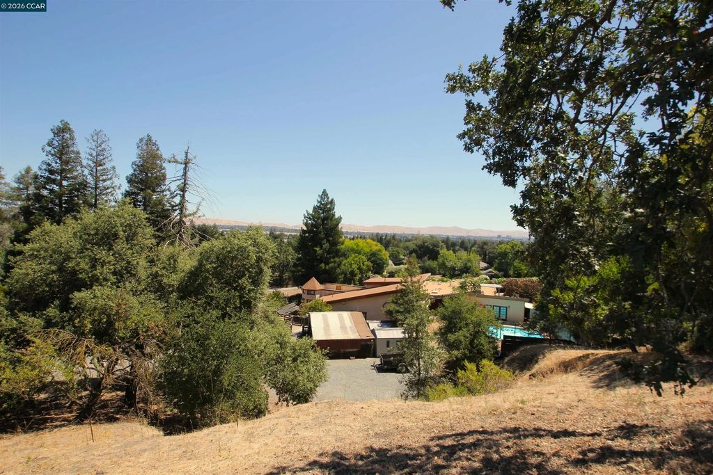 159 Ironwood Dr, Pacheco