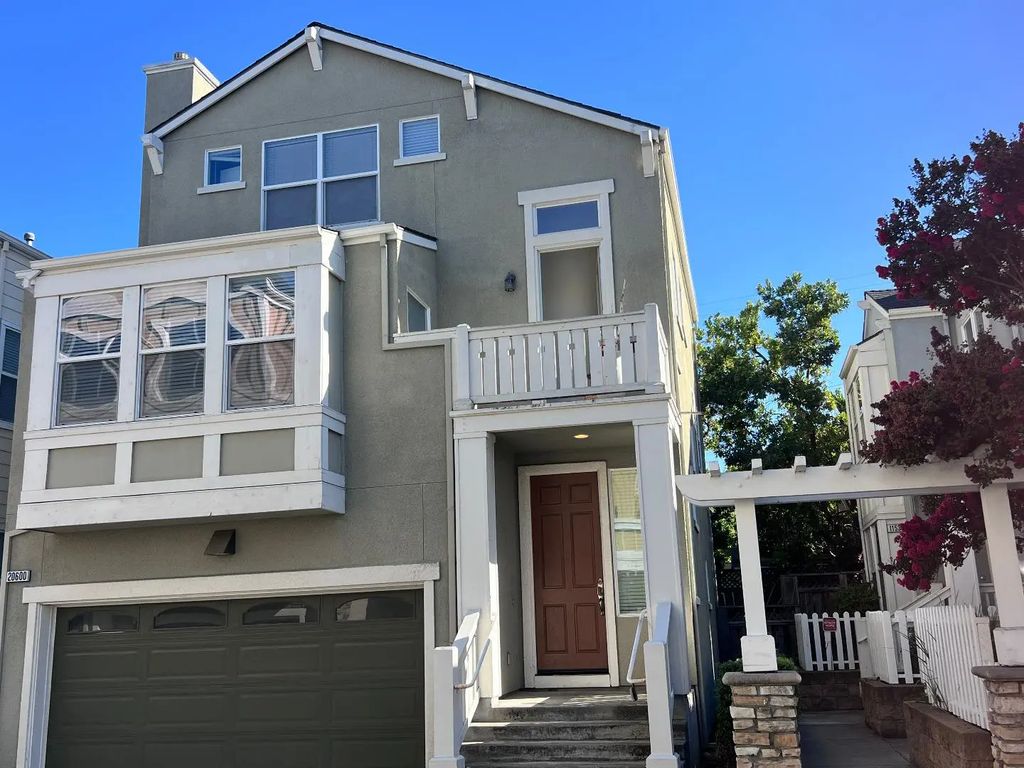 20600 Murano Circle, Cupertino
