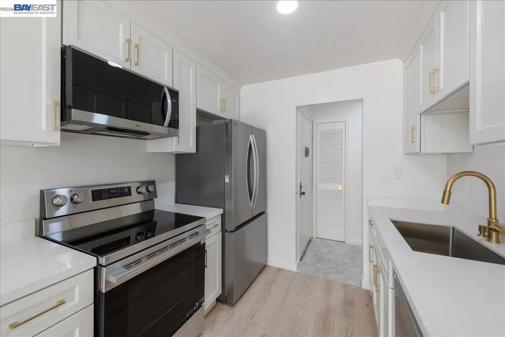 8975 Alcosta Blvd 130, San Ramon