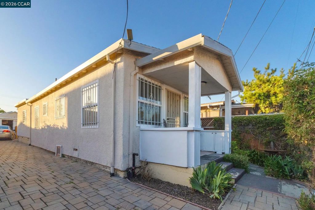 1031 70th Ave, Oakland