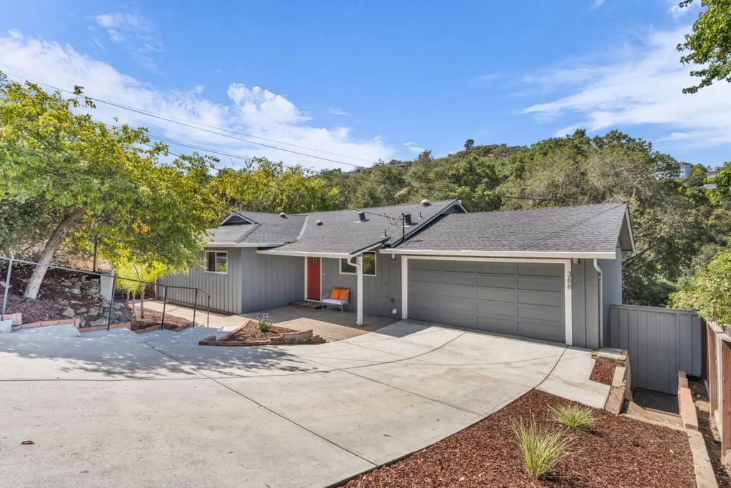 388 Ashford Avenue, San Carlos
