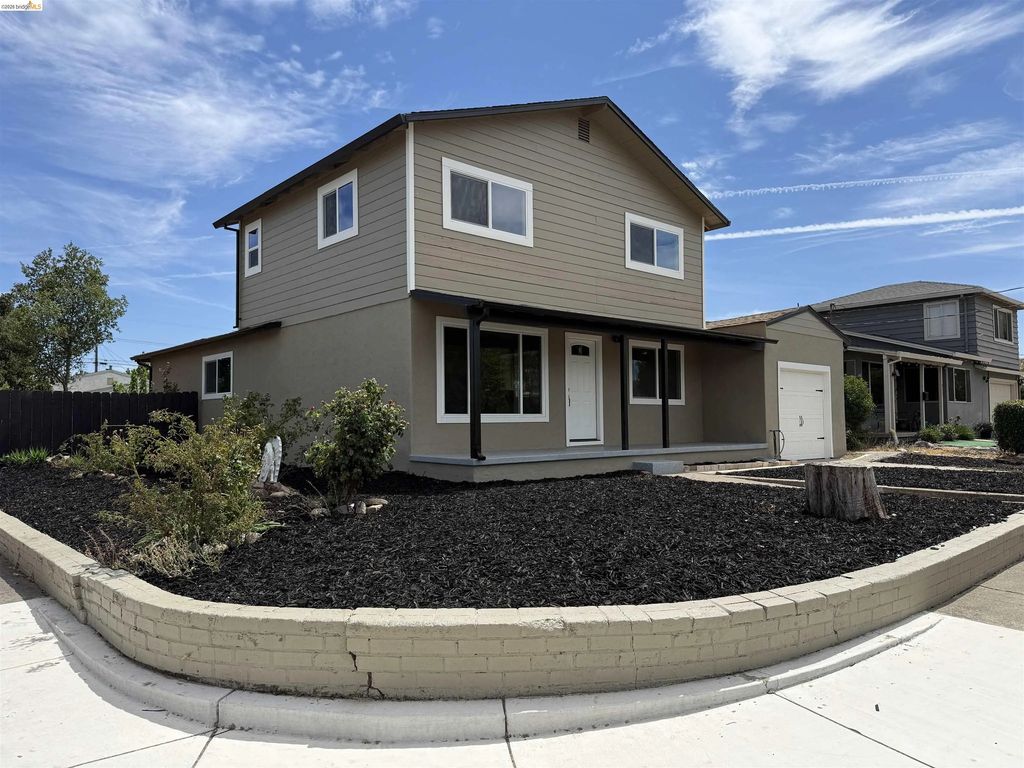 203 Rose Ann Ave, Pittsburg