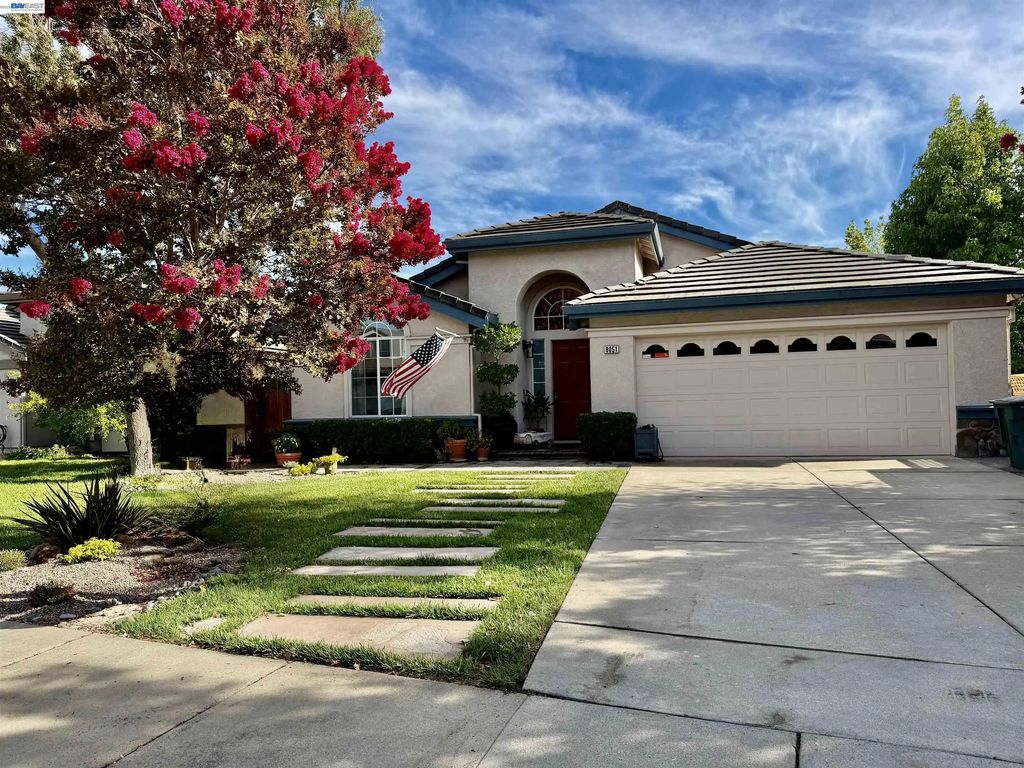 8051 Canyon Creek Cir, Pleasanton