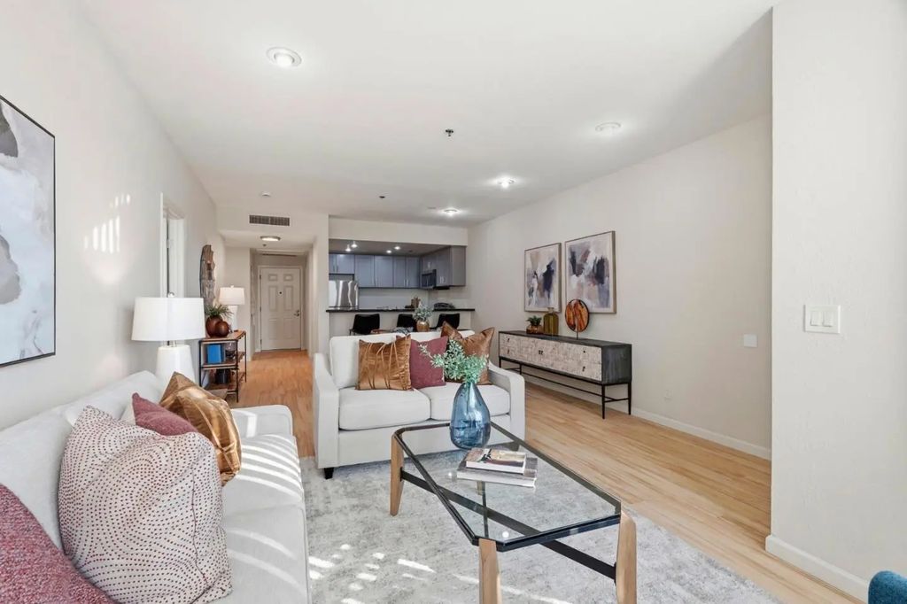 411 Park Avenue 105, San Jose
