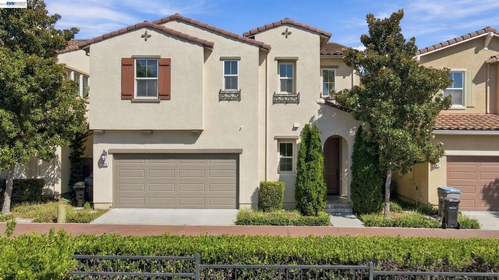 5372 Chesbro Ave., San Jose