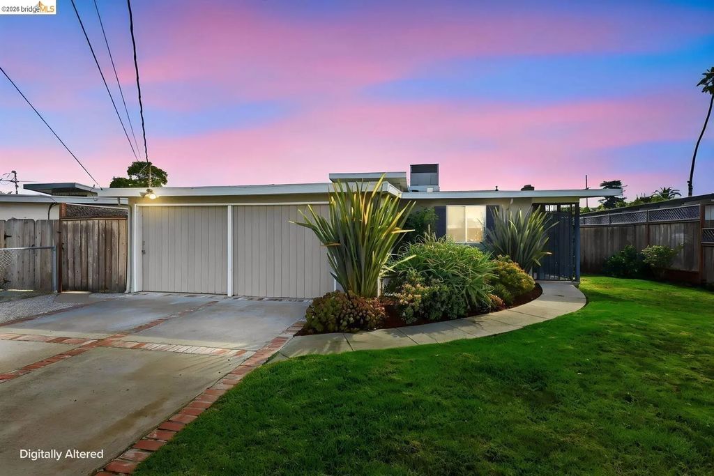 2620 Fordham St, East Palo Alto