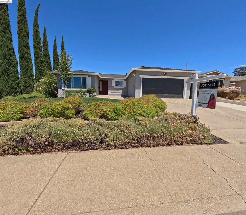 4397 Palo Verde Dr, Pittsburg