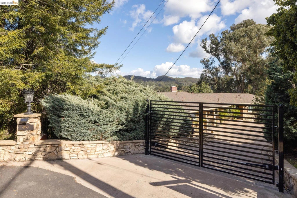 4450 Turner Ave, Oakland