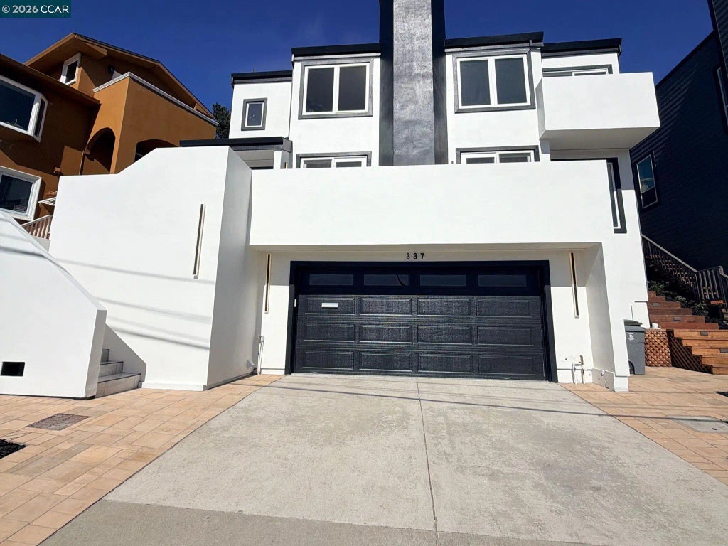 337 Farallon Ave, Pacifica