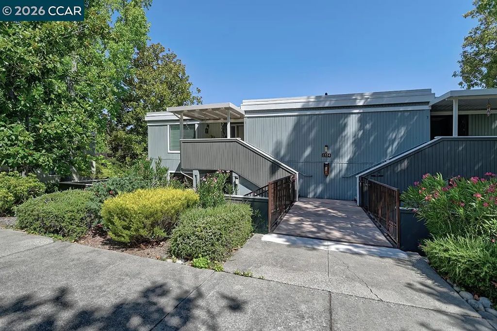 2724 Tice Creek Dr 2, Walnut Creek