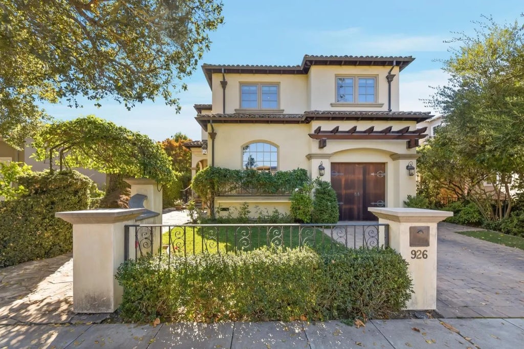 926 Rosewood Avenue, San Carlos