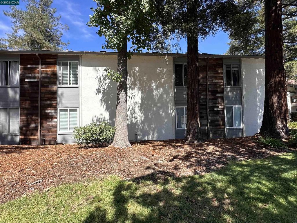 4081 Clayton Rd 211, Concord