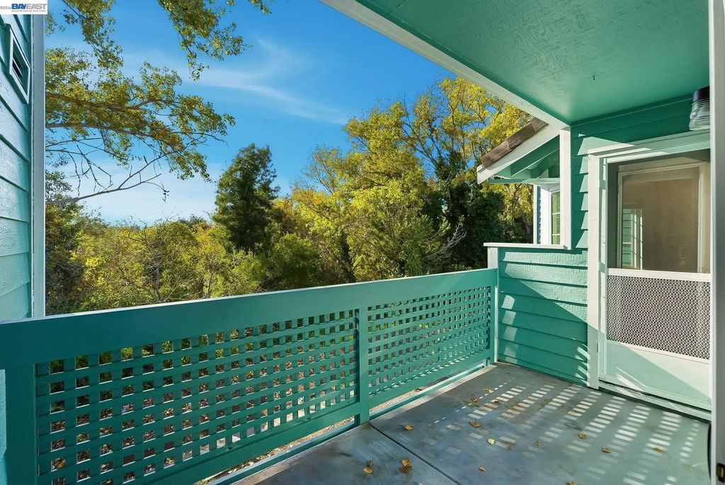 316 Dursey Drive, Pinole