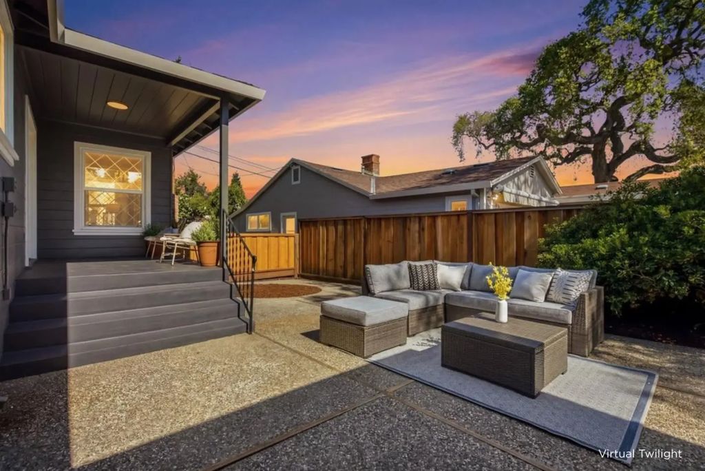 2229 Howard Avenue, San Carlos