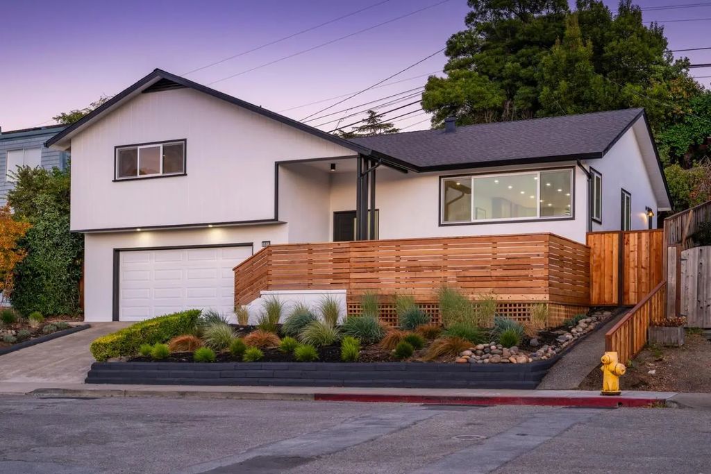 351 Rolling Hills Avenue, San Mateo