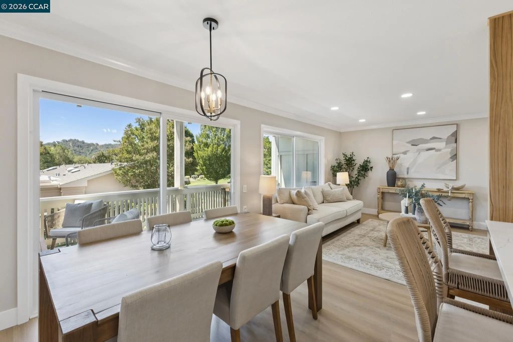 2101 Golden Rain Rd 14, Walnut Creek