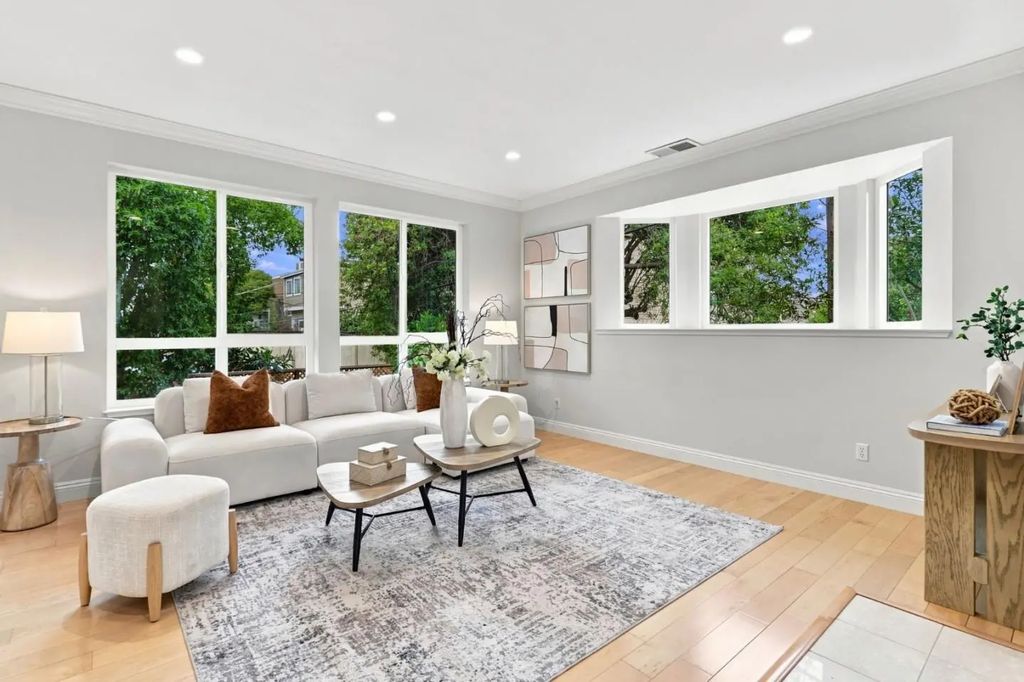 7371 Rainbow Drive, Cupertino