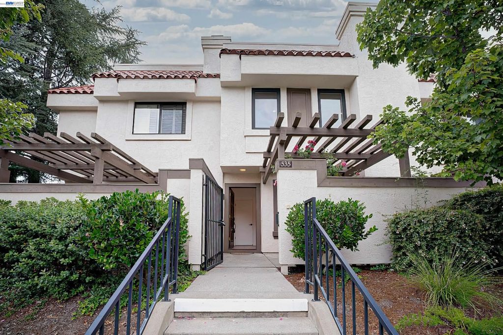 535 Churchill Downs Ct, Walnut Creek
