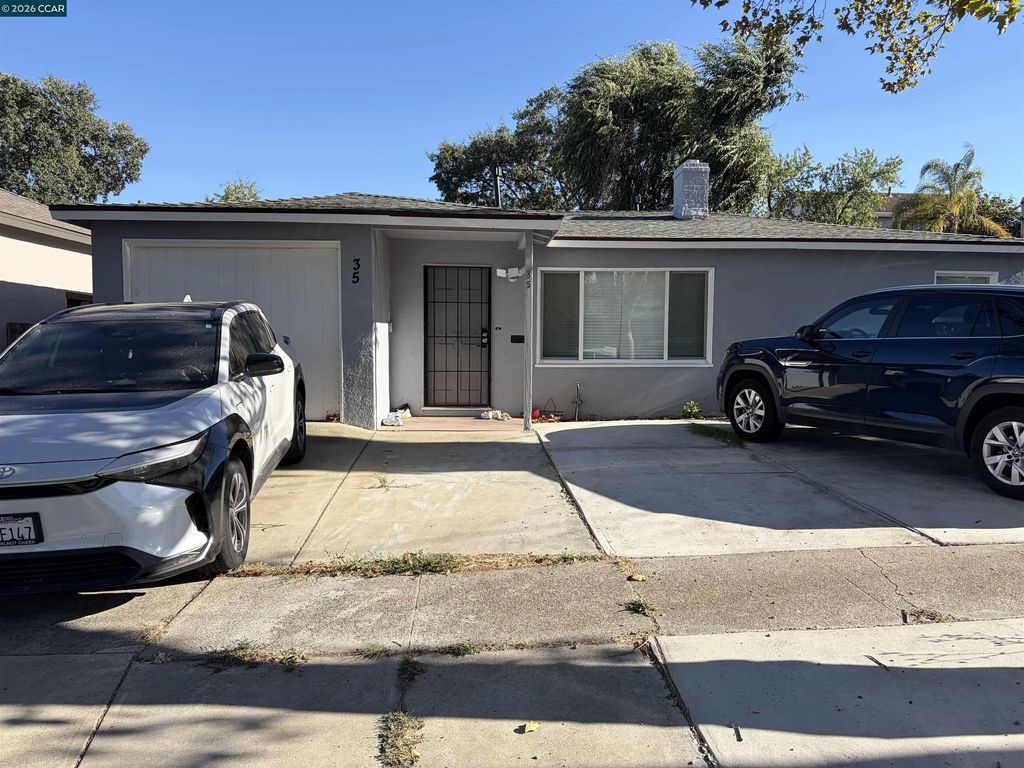 35 Lois Ave, Pittsburg