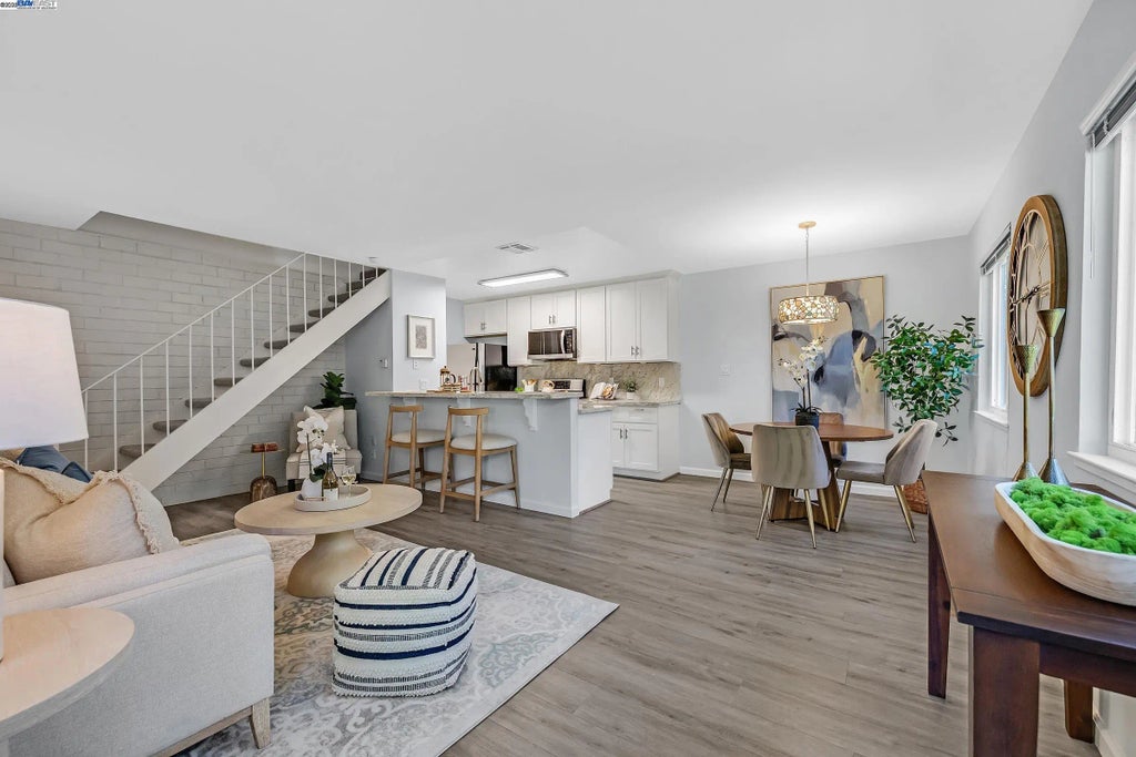 2207 Segundo Ct 2, Pleasanton