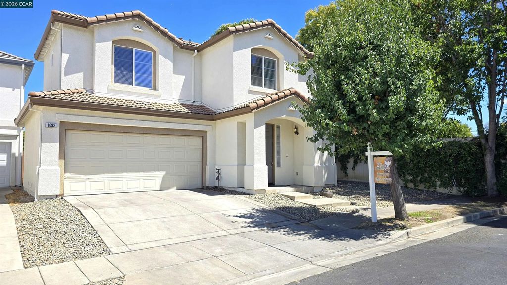 1092 Gardenia Ln, Concord