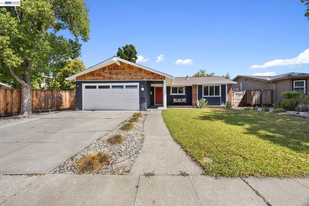 720 Leland Way, Livermore