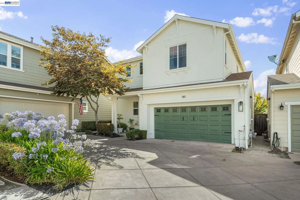 663 Falling Star Drive, Martinez