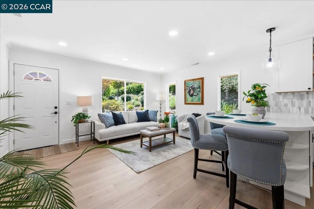 2933 Ptarmigan Dr 3, Walnut Creek