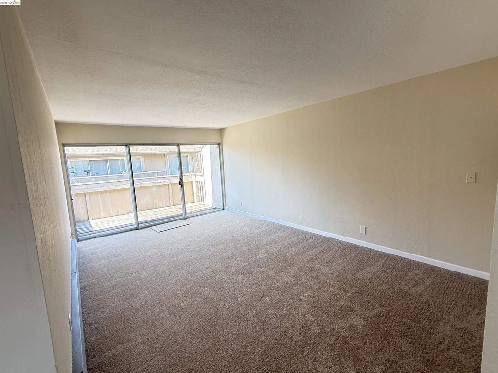 260 Industrial Pkwy 38, Hayward