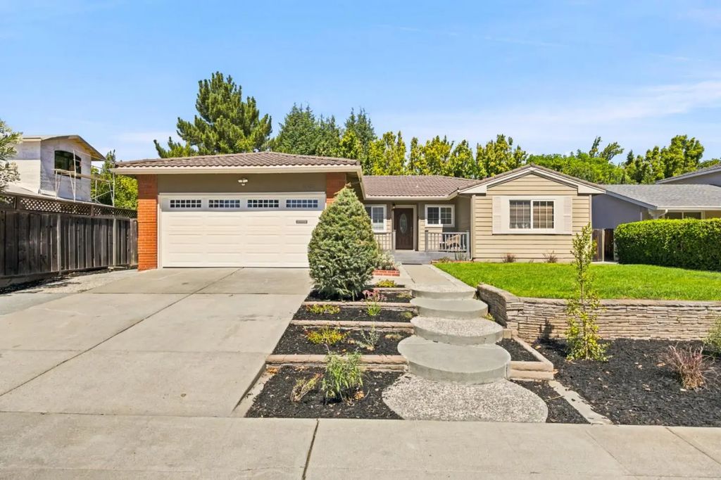 1005 Iris Avenue, Sunnyvale