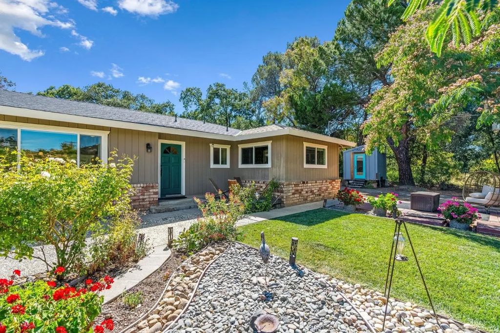 9465 Watsonville Road, Gilroy