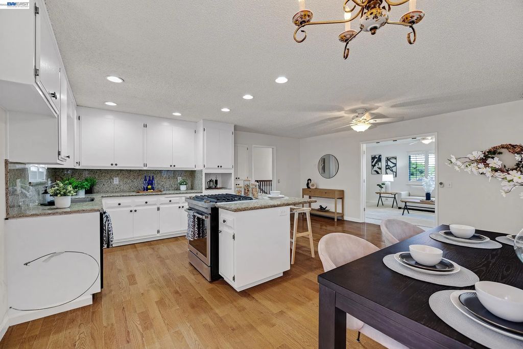 21671 Shady Spring Rd, Castro Valley