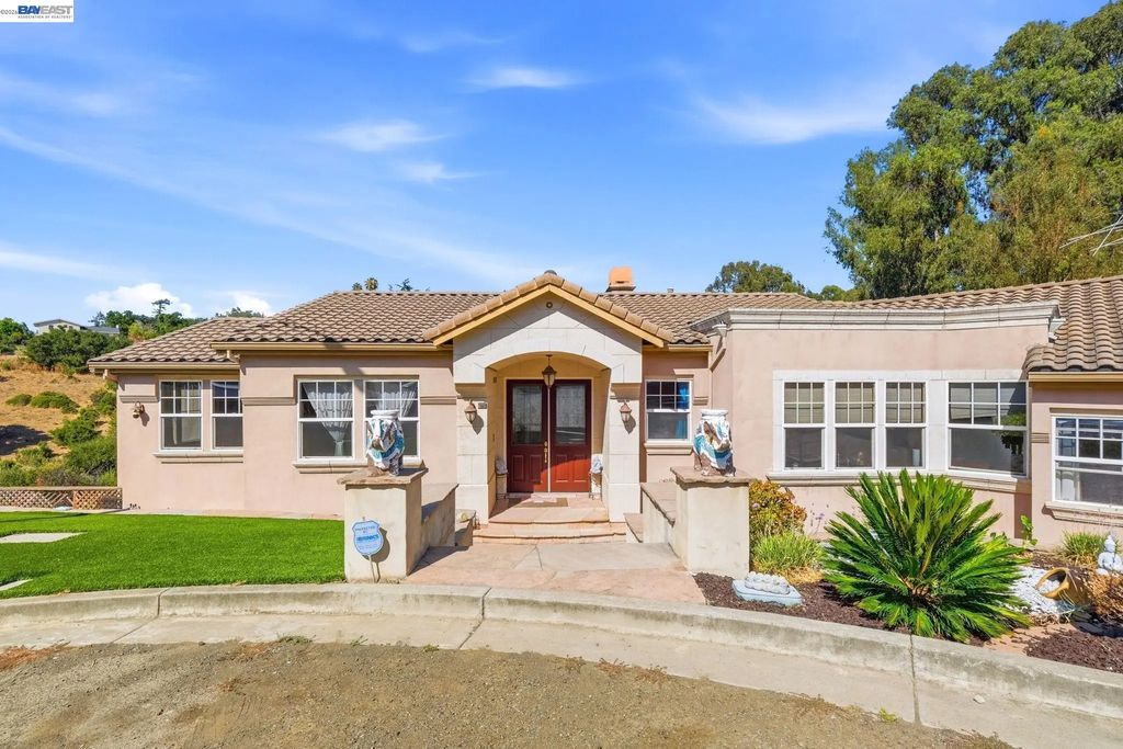 1769 Carmel Ct, Hayward