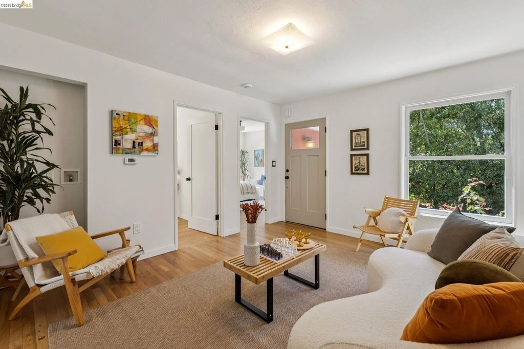 2218 Parker St, Berkeley