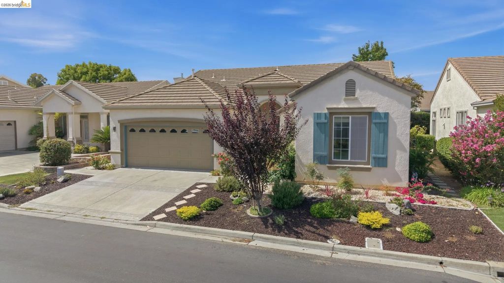 453 Tayberry, Brentwood