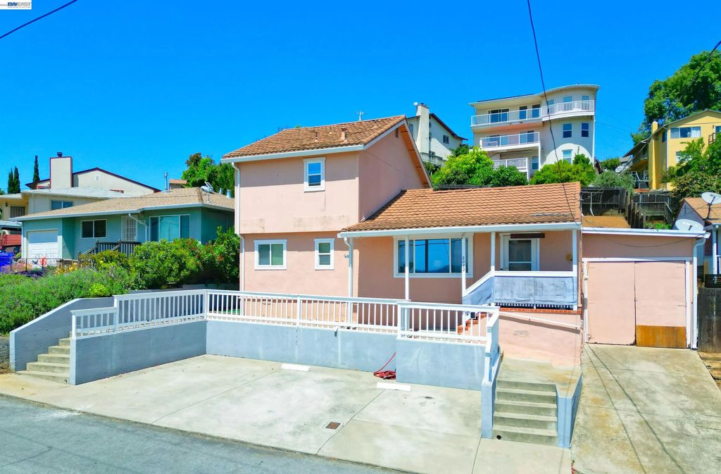 2082 Placer Drive, Castro Valley