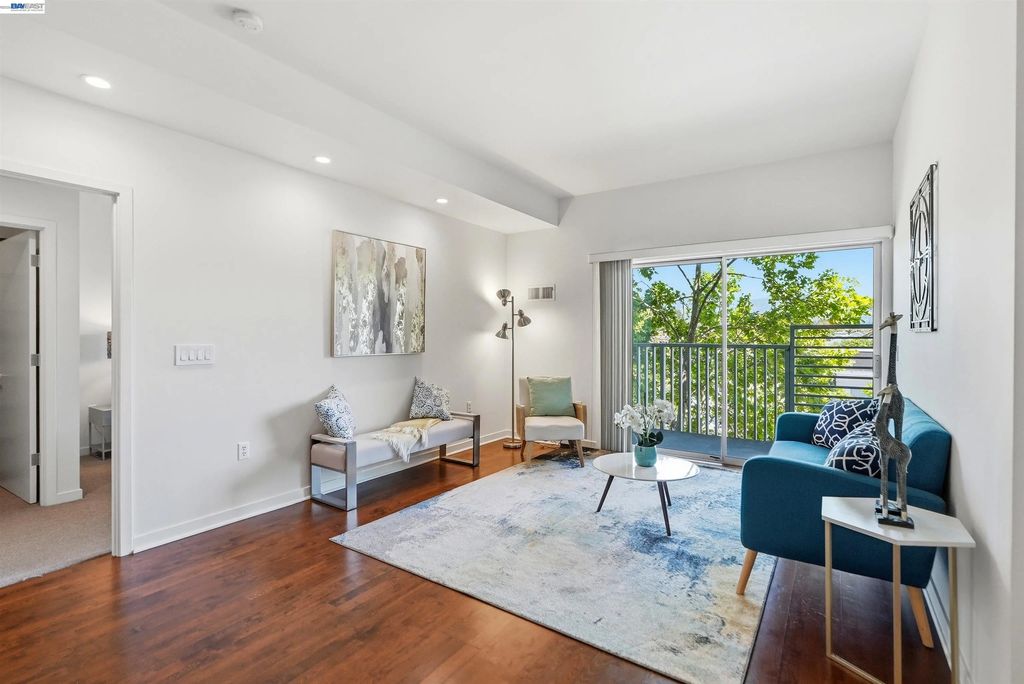6465 San Pablo Ave 3-2, Oakland
