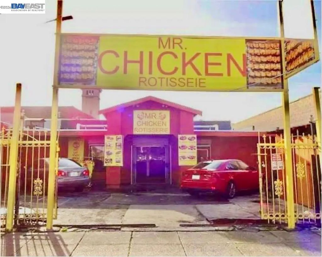9219 International Blvd, Oakland