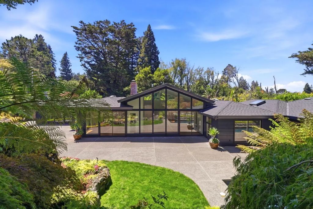 820 Eucalyptus Avenue, Hillsborough