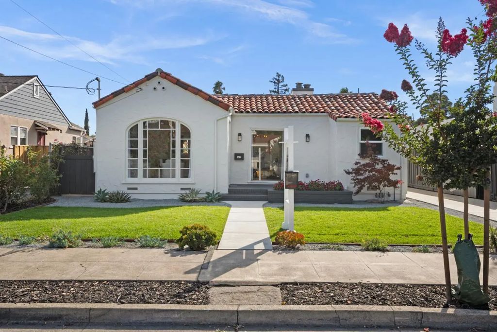 1124 Fay Street, Redwood City