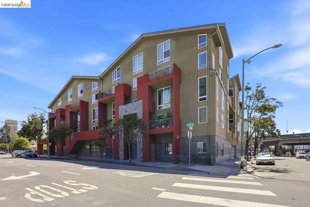 675 8th St 3, Oakland