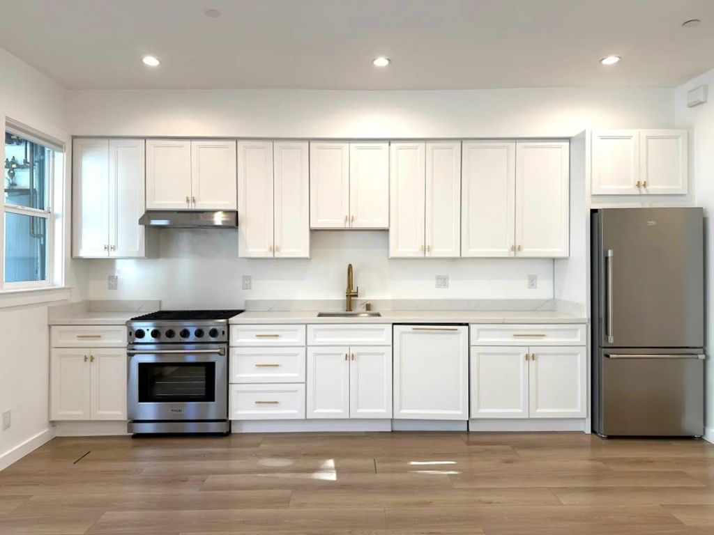 1372 Natoma Street, San Francisco