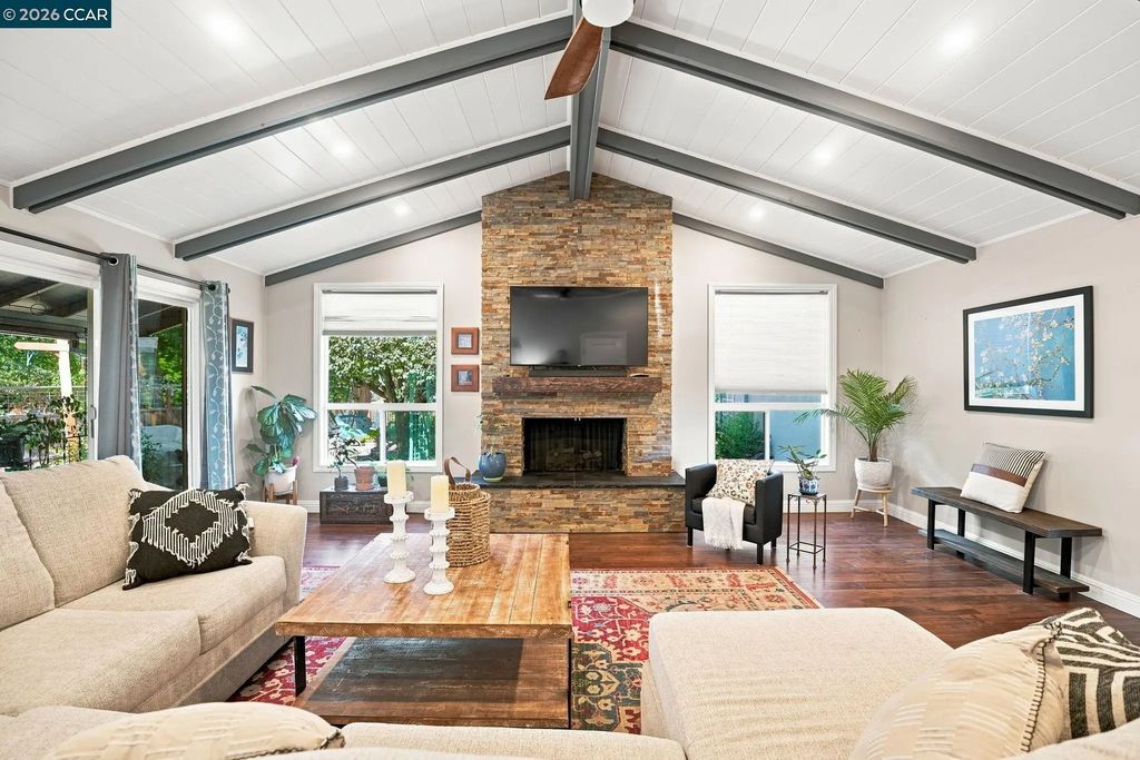 1445 Bassett Dr, Concord
