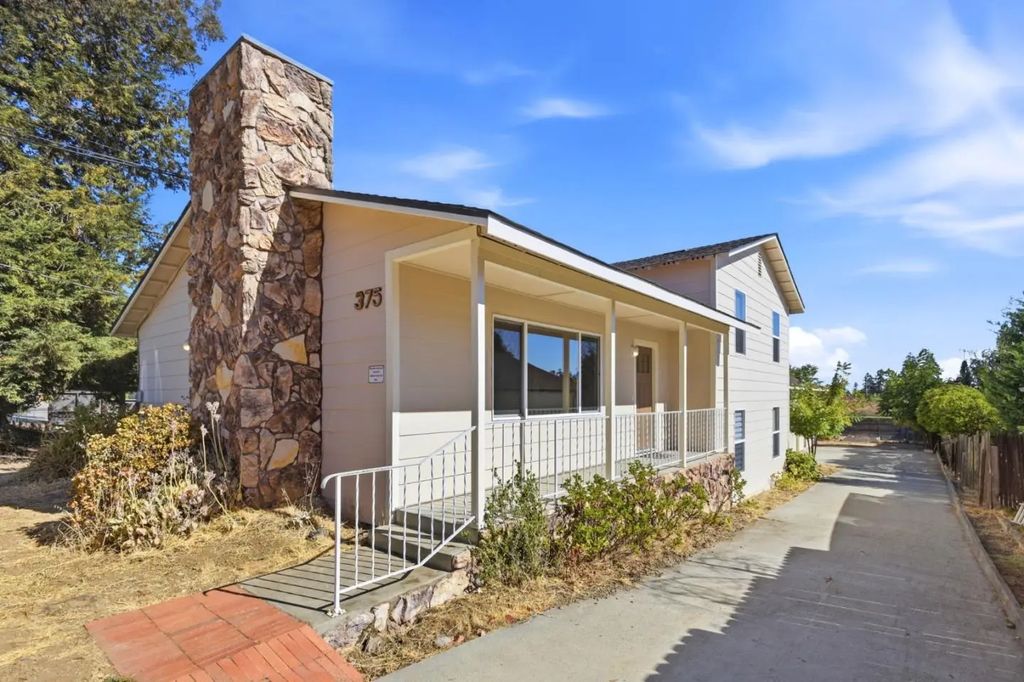 375 Alameda De Las Pulgas, Redwood City